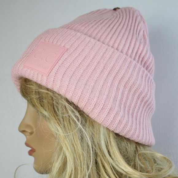 H38 NWT! Black Friday C.C Exclusives Pink Ribbed Beanie Hat - Picture 2 of 3